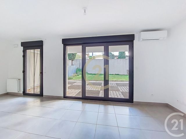 Appartement F2 à louer - 2 pièces - 46.51 m2 - LES ANGLES - 30 - LANGUEDOC-ROUSSILLON - Century 21 Beven Immobilier