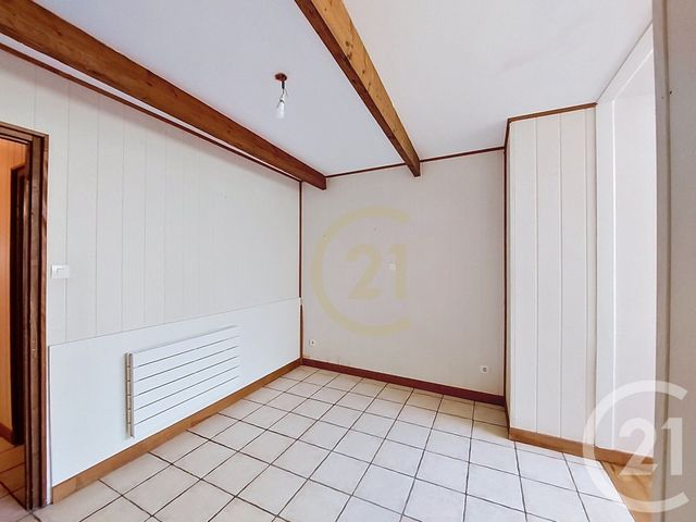 Appartement F2 à louer - 2 pièces - 64.22 m2 - REMOULINS - 30 - LANGUEDOC-ROUSSILLON - Century 21 Beven Immobilier