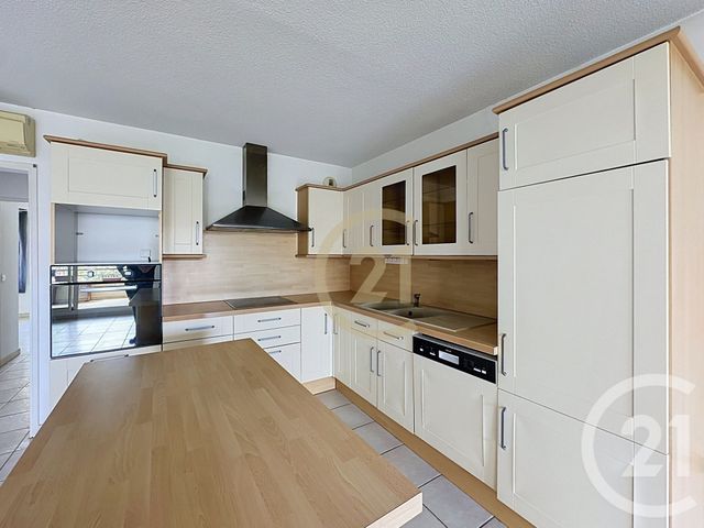Appartement F3 à vendre - 3 pièces - 70.0 m2 - UZES - 30 - LANGUEDOC-ROUSSILLON - Century 21 Beven Immobilier