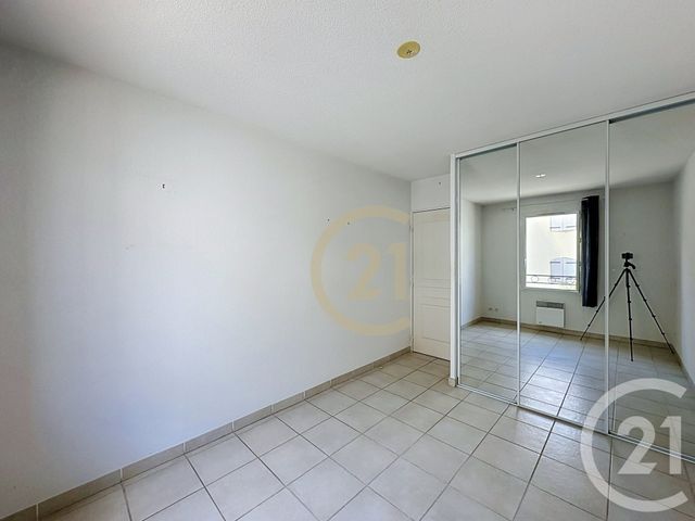 Appartement F3 à vendre - 3 pièces - 70.0 m2 - UZES - 30 - LANGUEDOC-ROUSSILLON - Century 21 Beven Immobilier