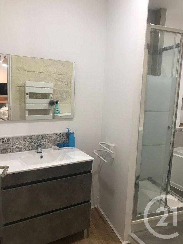 Appartement F2 à louer - 2 pièces - 39.88 m2 - VALLABREGUES - 30 - LANGUEDOC-ROUSSILLON - Century 21 Beven Immobilier