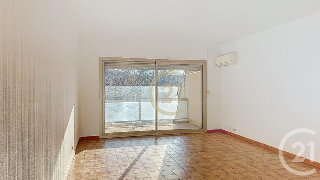 Appartement F1 à louer - 1 pièce - 38.54 m2 - LES ANGLES - 30 - LANGUEDOC-ROUSSILLON - Century 21 Beven Immobilier