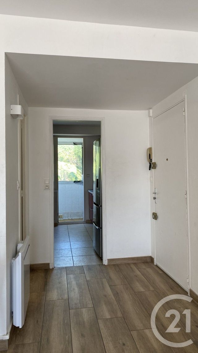 Appartement F2 à louer - 2 pièces - 48.03 m2 - AVIGNON - 84 - PROVENCE-ALPES-COTE-D-AZUR - Century 21 Beven Immobilier