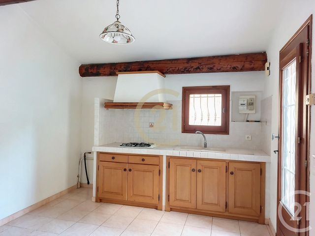 Appartement F2 à louer BOULBON