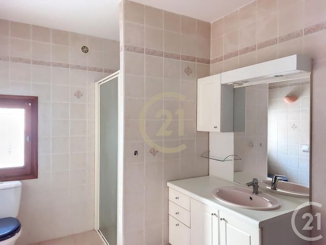 Appartement F2 à louer - 2 pièces - 35.77 m2 - BOULBON - 13 - PROVENCE-ALPES-COTE-D-AZUR - Century 21 Beven Immobilier