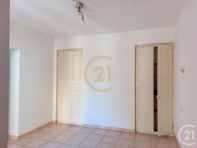 Appartement F2 à louer - 2 pièces - 35.77 m2 - BOULBON - 13 - PROVENCE-ALPES-COTE-D-AZUR - Century 21 Beven Immobilier