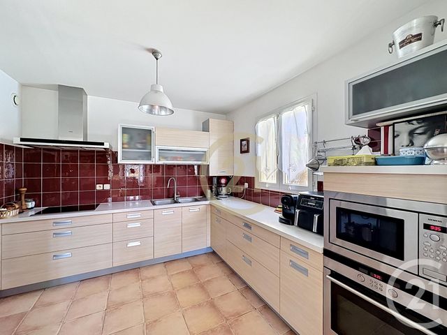 maison à vendre - 5 pièces - 102.41 m2 - REMOULINS - 30 - LANGUEDOC-ROUSSILLON - Century 21 Beven Immobilier