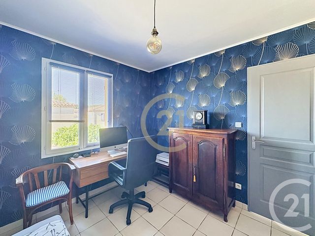 maison à vendre - 5 pièces - 102.41 m2 - REMOULINS - 30 - LANGUEDOC-ROUSSILLON - Century 21 Beven Immobilier