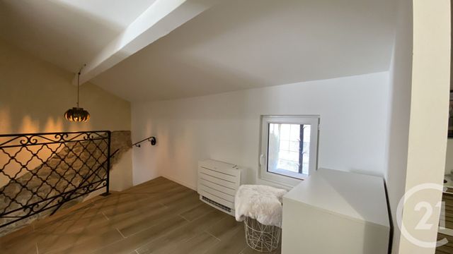 maison à louer - 3 pièces - 60.22 m2 - REMOULINS - 30 - LANGUEDOC-ROUSSILLON - Century 21 Beven Immobilier