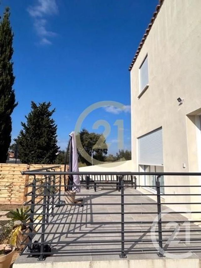maison à louer - 4 pièces - 95.47 m2 - REMOULINS - 30 - LANGUEDOC-ROUSSILLON - Century 21 Beven Immobilier