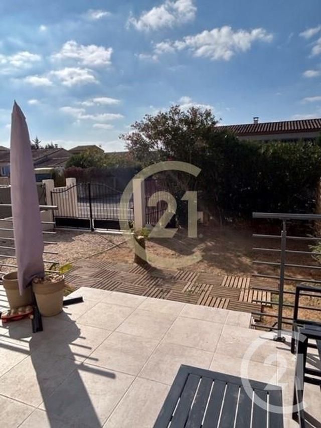 maison à louer - 4 pièces - 95.47 m2 - REMOULINS - 30 - LANGUEDOC-ROUSSILLON - Century 21 Beven Immobilier