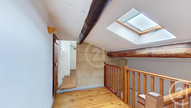 Appartement F4 à louer - 4 pièces - 105.43 m2 - REMOULINS - 30 - LANGUEDOC-ROUSSILLON - Century 21 Beven Immobilier