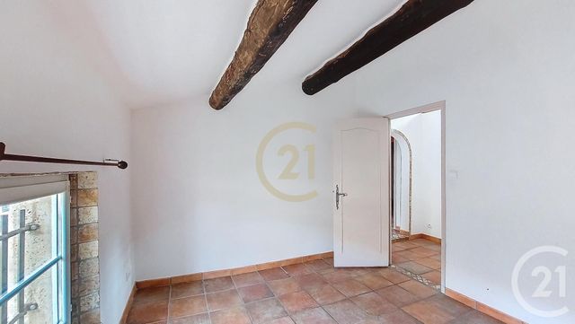 Appartement F4 à louer - 4 pièces - 105.43 m2 - REMOULINS - 30 - LANGUEDOC-ROUSSILLON - Century 21 Beven Immobilier
