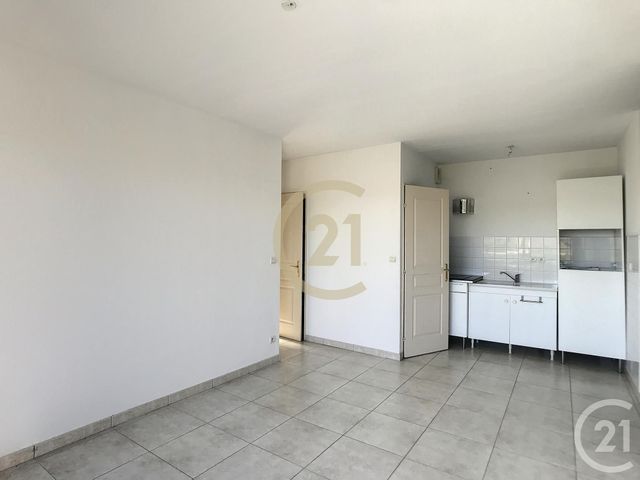 Appartement F2 à louer - 2 pièces - 36.29 m2 - ROQUEMAURE - 30 - LANGUEDOC-ROUSSILLON - Century 21 Beven Immobilier