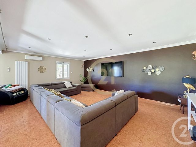 maison à vendre - 8 pièces - 193.32 m2 - BEAUCAIRE - 30 - LANGUEDOC-ROUSSILLON - Century 21 Beven Immobilier
