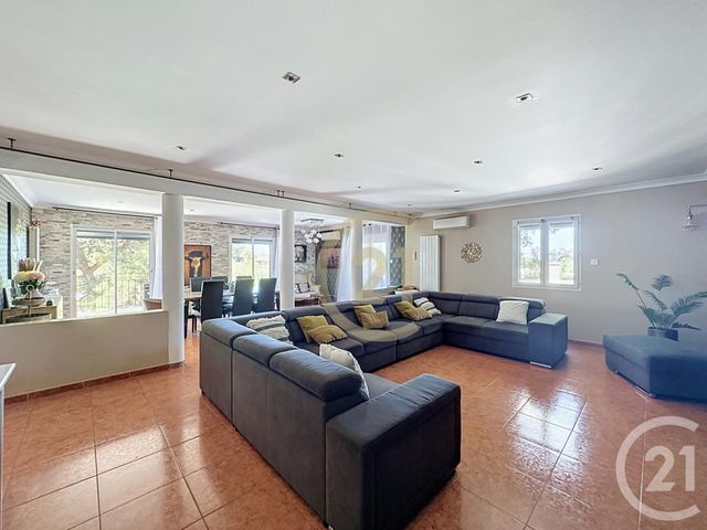 maison à vendre - 8 pièces - 193.32 m2 - BEAUCAIRE - 30 - LANGUEDOC-ROUSSILLON - Century 21 Beven Immobilier