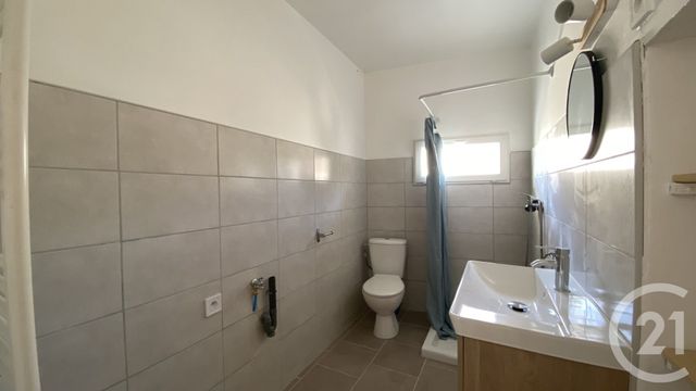 Appartement à louer - 2 pièces - 52.18 m2 - CONNAUX - 30 - LANGUEDOC-ROUSSILLON - Century 21 Beven Immobilier