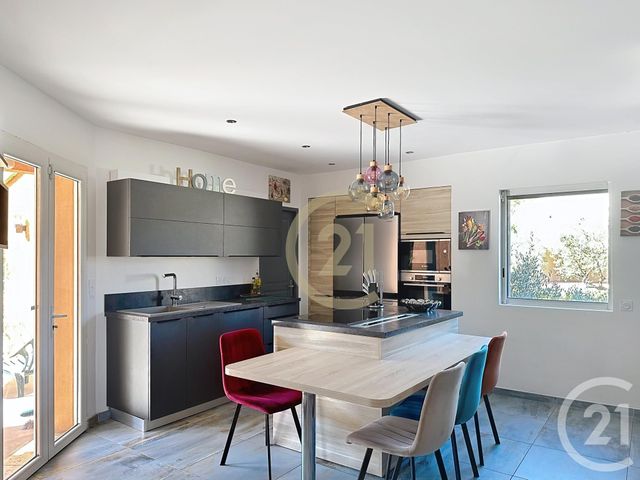 maison à vendre - 5 pièces - 138.51 m2 - REMOULINS - 30 - LANGUEDOC-ROUSSILLON - Century 21 Beven Immobilier