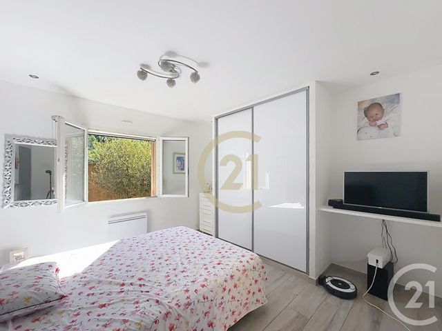 maison à vendre - 5 pièces - 138.51 m2 - REMOULINS - 30 - LANGUEDOC-ROUSSILLON - Century 21 Beven Immobilier