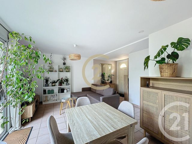 Appartement F3 à louer REMOULINS