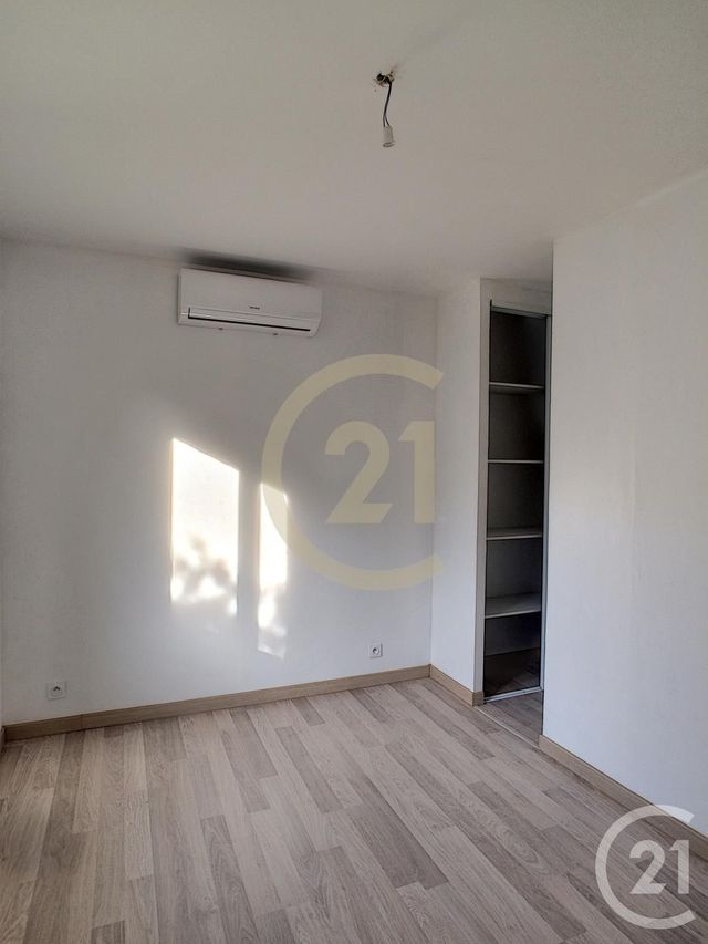 maison à louer - 3 pièces - 63.9 m2 - REMOULINS - 30 - LANGUEDOC-ROUSSILLON - Century 21 Beven Immobilier