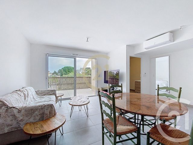 Appartement F2 à louer - 2 pièces - 46.74 m2 - UZES - 30 - LANGUEDOC-ROUSSILLON - Century 21 Beven Immobilier