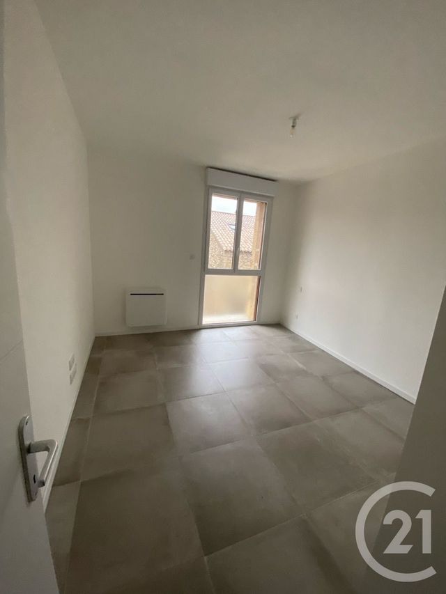 Appartement à louer - 3 pièces - 56.66 m2 - VALLIGUIERES - 30 - LANGUEDOC-ROUSSILLON - Century 21 Beven Immobilier