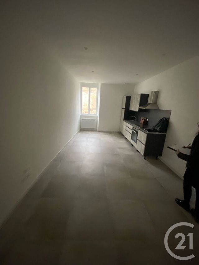 Appartement à louer - 3 pièces - 56.66 m2 - VALLIGUIERES - 30 - LANGUEDOC-ROUSSILLON - Century 21 Beven Immobilier