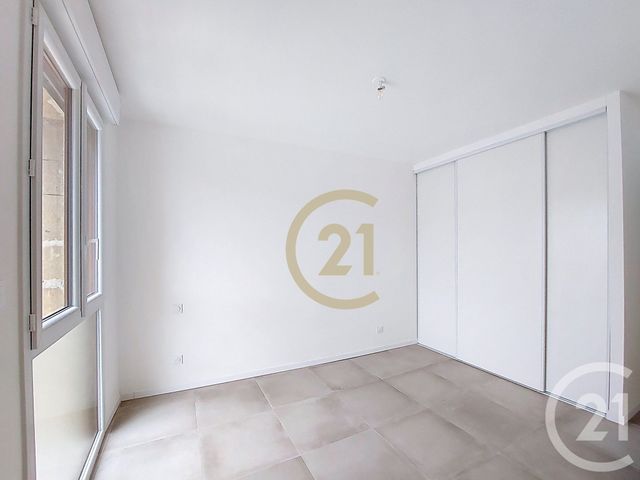 Appartement à louer - 3 pièces - 56.66 m2 - VALLIGUIERES - 30 - LANGUEDOC-ROUSSILLON - Century 21 Beven Immobilier