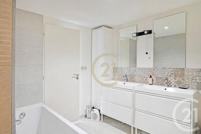 maison à vendre - 5 pièces - 125.0 m2 - UZES - 30 - LANGUEDOC-ROUSSILLON - Century 21 Beven Immobilier