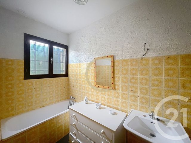 maison à vendre - 5 pièces - 120.0 m2 - UZES - 30 - LANGUEDOC-ROUSSILLON - Century 21 Beven Immobilier