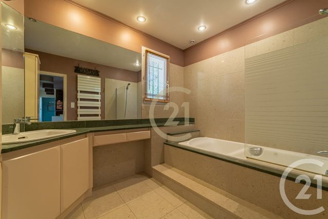 maison à vendre - 6 pièces - 177.0 m2 - UZES - 30 - LANGUEDOC-ROUSSILLON - Century 21 Beven Immobilier