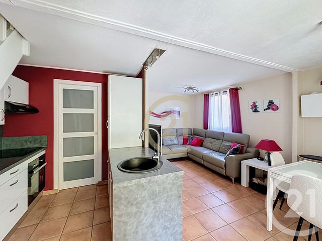 Appartement F3 à vendre - 3 pièces - 47.01 m2 - UZES - 30 - LANGUEDOC-ROUSSILLON - Century 21 Beven Immobilier