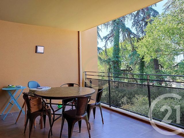 Appartement F3 à louer - 3 pièces - 87.49 m2 - UZES - 30 - LANGUEDOC-ROUSSILLON - Century 21 Beven Immobilier