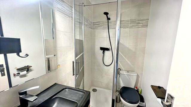 Appartement F2 à vendre - 2 pièces - 23.2 m2 - UZES - 30 - LANGUEDOC-ROUSSILLON - Century 21 Beven Immobilier