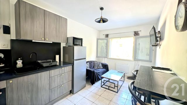 Appartement F2 à vendre - 2 pièces - 23.2 m2 - UZES - 30 - LANGUEDOC-ROUSSILLON - Century 21 Beven Immobilier