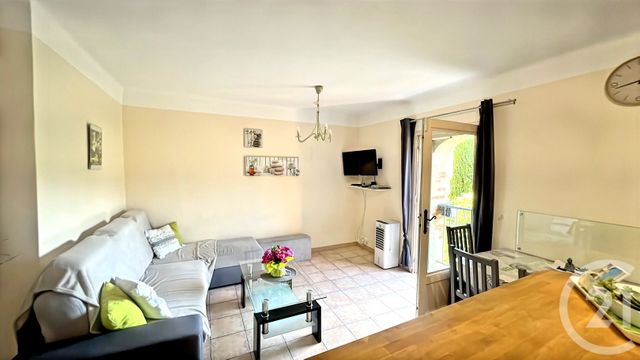 Appartement F3 à vendre - 3 pièces - 51.0 m2 - UZES - 30 - LANGUEDOC-ROUSSILLON - Century 21 Beven Immobilier