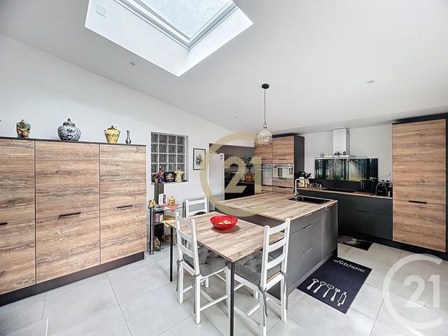 maison à vendre - 4 pièces - 168.0 m2 - MONTAREN ET ST MEDIERS - 30 - LANGUEDOC-ROUSSILLON - Century 21 Beven Immobilier