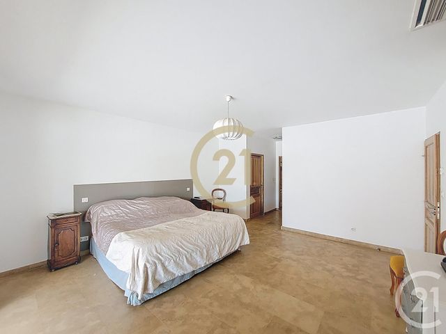 maison à vendre - 6 pièces - 292.13 m2 - UZES - 30 - LANGUEDOC-ROUSSILLON - Century 21 Beven Immobilier