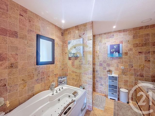 maison à vendre - 6 pièces - 292.13 m2 - UZES - 30 - LANGUEDOC-ROUSSILLON - Century 21 Beven Immobilier