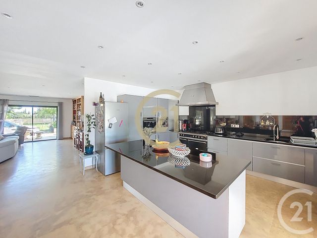 maison à vendre - 6 pièces - 292.13 m2 - UZES - 30 - LANGUEDOC-ROUSSILLON - Century 21 Beven Immobilier