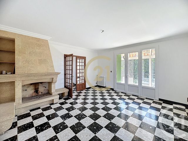 maison à vendre - 6 pièces - 149.0 m2 - UZES - 30 - LANGUEDOC-ROUSSILLON - Century 21 Beven Immobilier